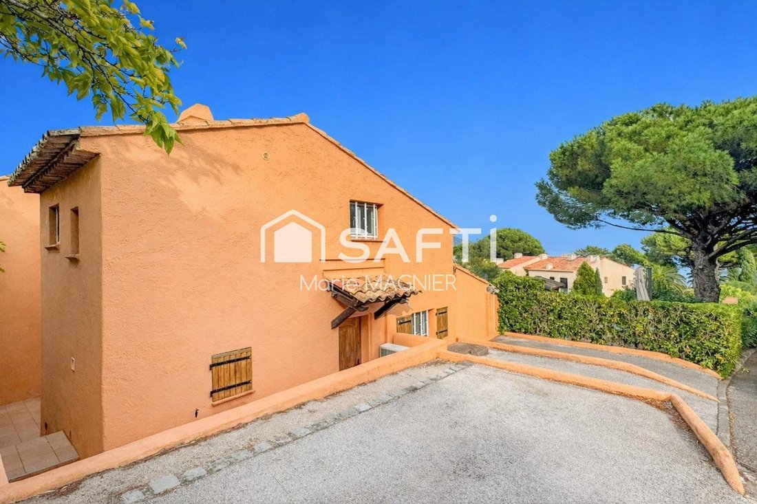 House in Le Lavandou, Provence-Alpes-Côte d'Azur, France 3 - 17148166