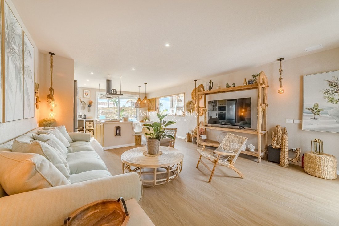 Villa in Arona, Canary Islands, Spain 2 - 17147528