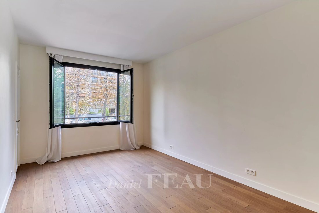 Apartment in Porte Dauphine, Paris 16e Arrondissement, Paris 5 - 17146904