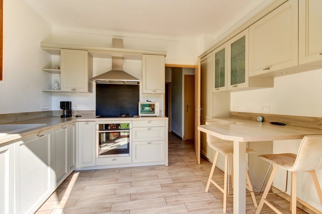 House in Roquebilliere, Provence-Alpes-Côte d'Azur, France 2 - 17147595