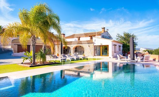 Finca in Moraira, Teulada, Land Valencia 1