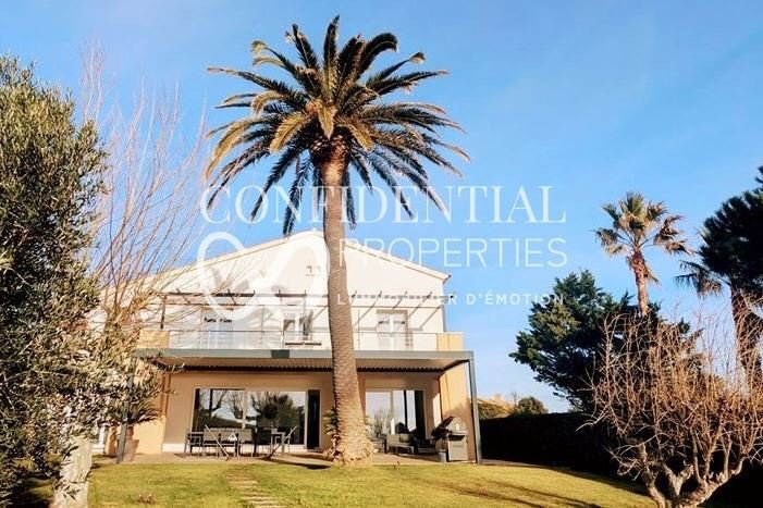 House in Les Issambres, Roquebrune-sur-Argens, France 2 - 17065695