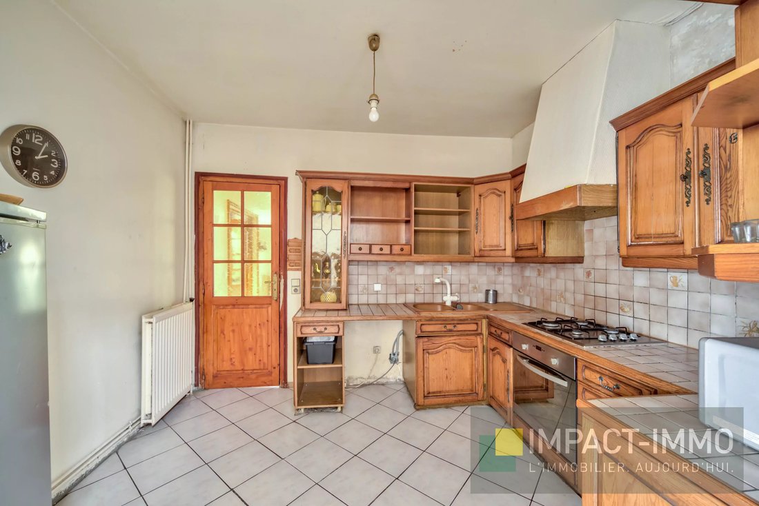 House in Plateau Nord, Suresnes, France 4 - 17147556