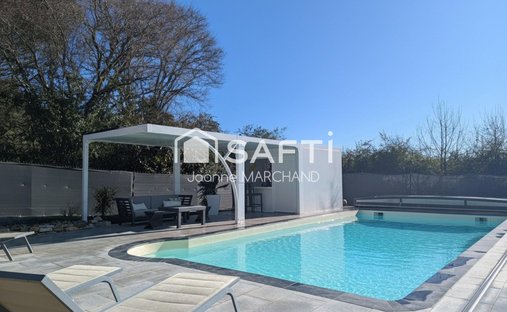 House in Marnac, Ramonville-Saint-Agne, France 1