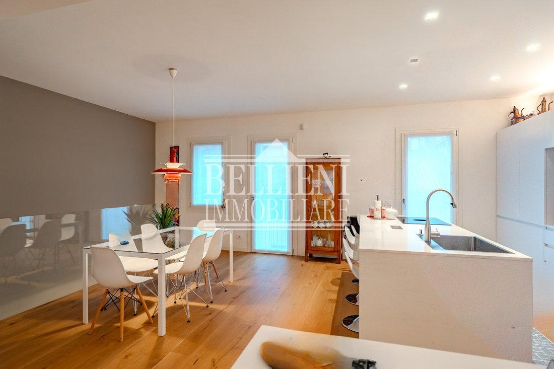 Apartment in Center, Vicenza, Veneto 3 - 17150489