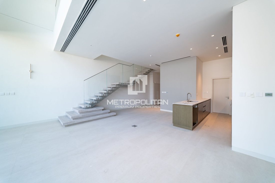 Townhouse in Al Barari, Dubai, United Arab Emirates 1 - 15751083