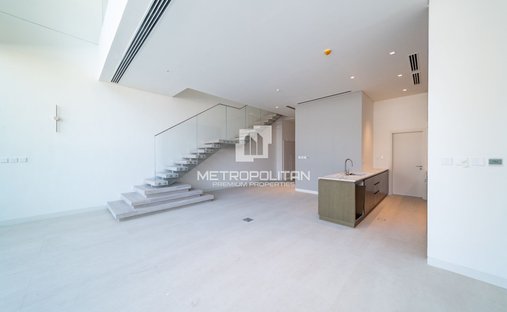 Townhouse in Al Barari, Dubai, United Arab Emirates 1