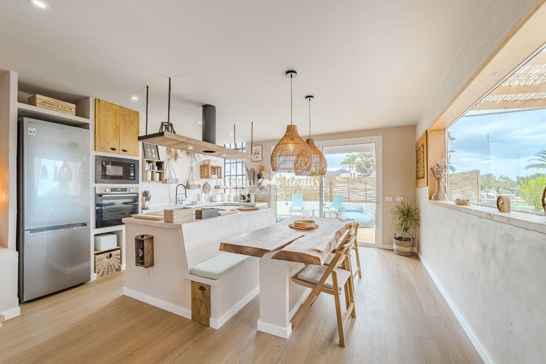 Villa in Arona, Canary Islands, Spain 5 - 17147528
