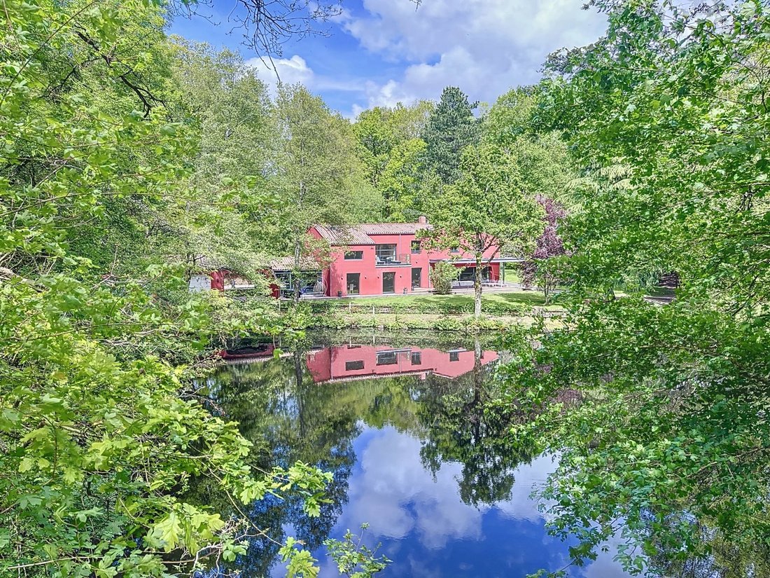 House in La Roche-sur-Yon, Pays de la Loire, France 1 - 17148460