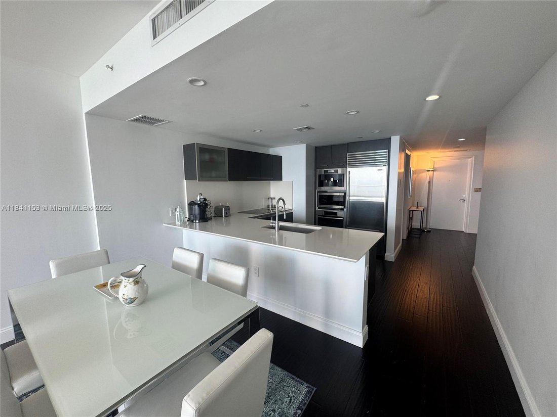 Condo in Sunny Isles Beach, Florida, United States 3 - 17148796