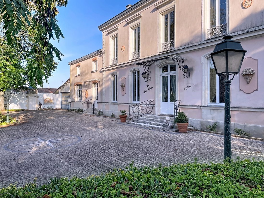 House in La Jarne, Nouvelle-Aquitaine, France 2 - 17148431
