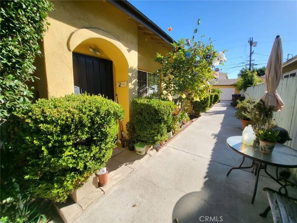 Los Angeles, California, United States 2 - 16522980