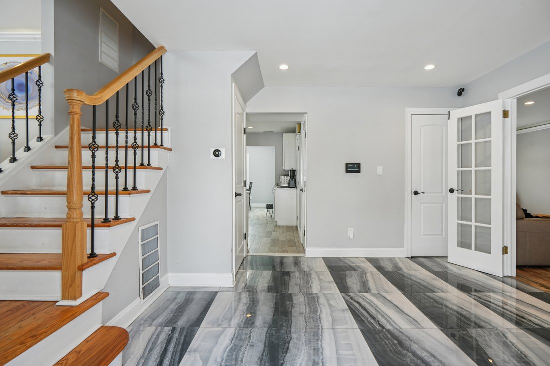 House in Wayne, New Jersey, United States 5 - 17146398