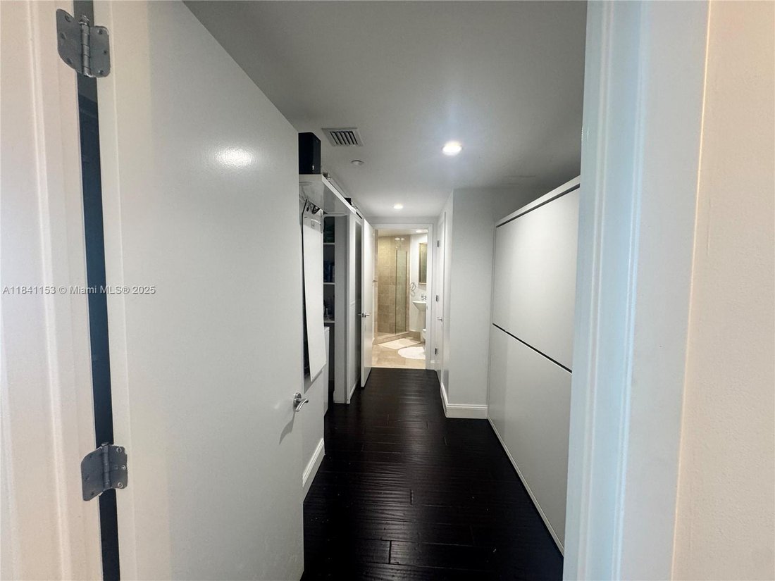 Condo in Sunny Isles Beach, Florida, United States 5 - 17148796