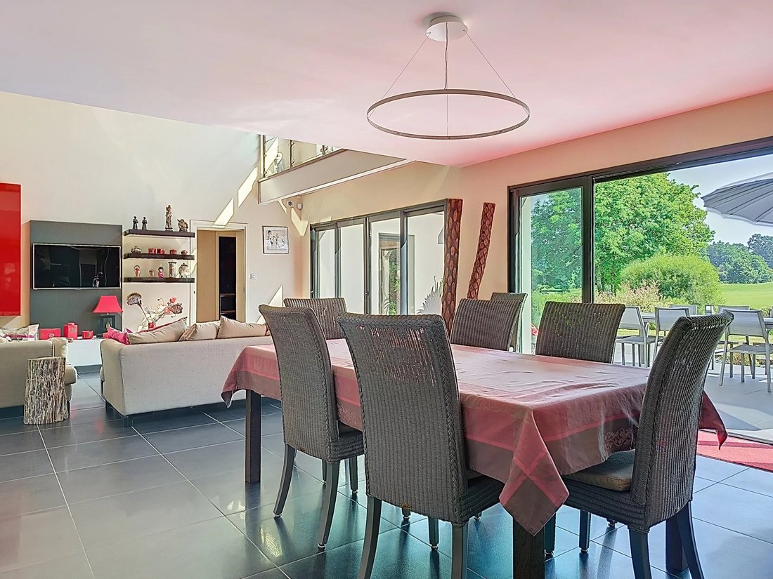 House in Nesmy, Pays de la Loire, France 2 - 17148459
