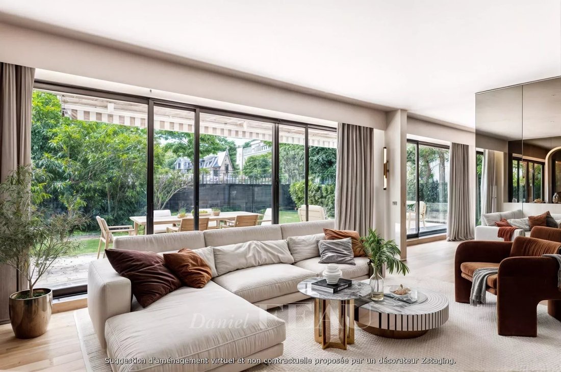 Apartment in La Plaine des Sablons, Neuilly-sur-Seine, France 1 - 17146382