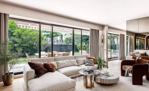 Apartment in La Plaine des Sablons, Neuilly-sur-Seine, France 1