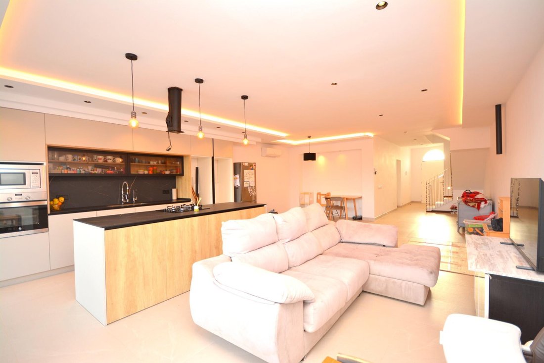 Villa in Sencelles, Balearic Islands, Spain 3 - 16983996