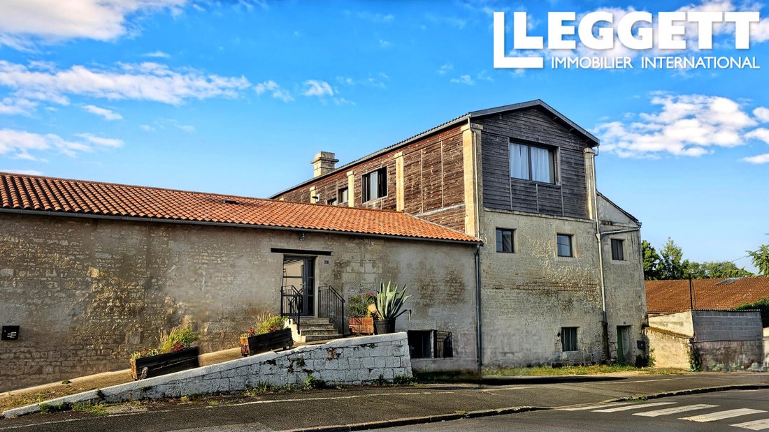 House in Niort, Nouvelle-Aquitaine, France 2 - 17150256