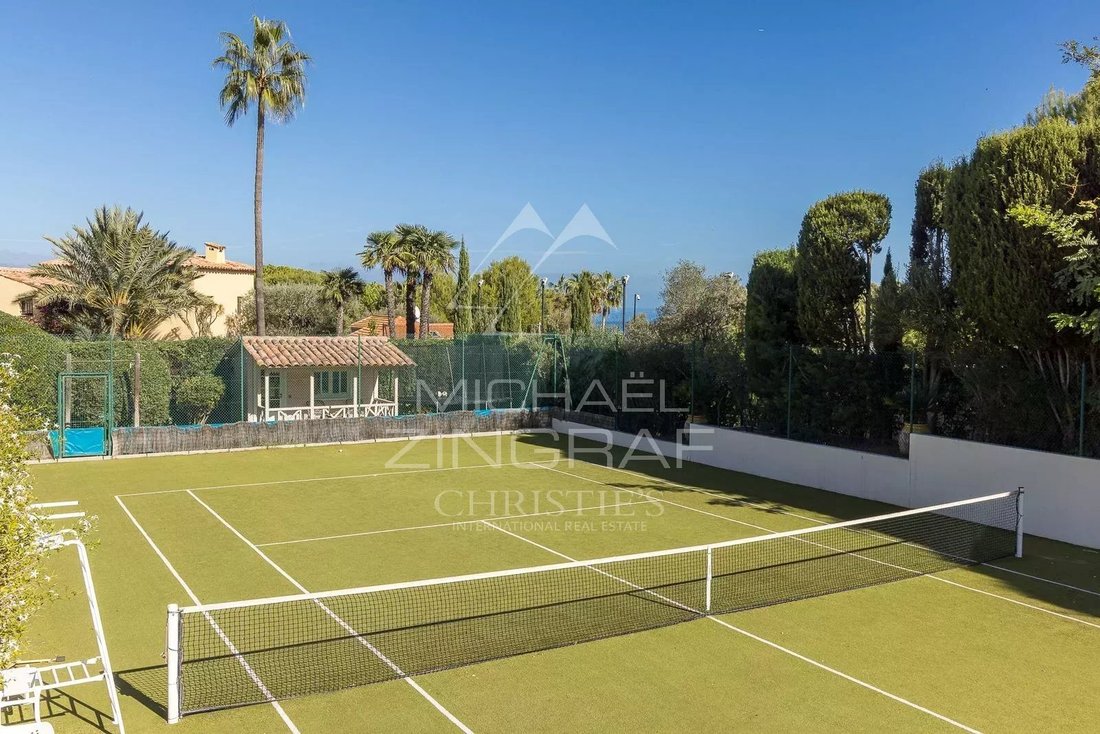 Villa in Antibes, Provence-Alpes-Côte d'Azur, France 3 - 17147432