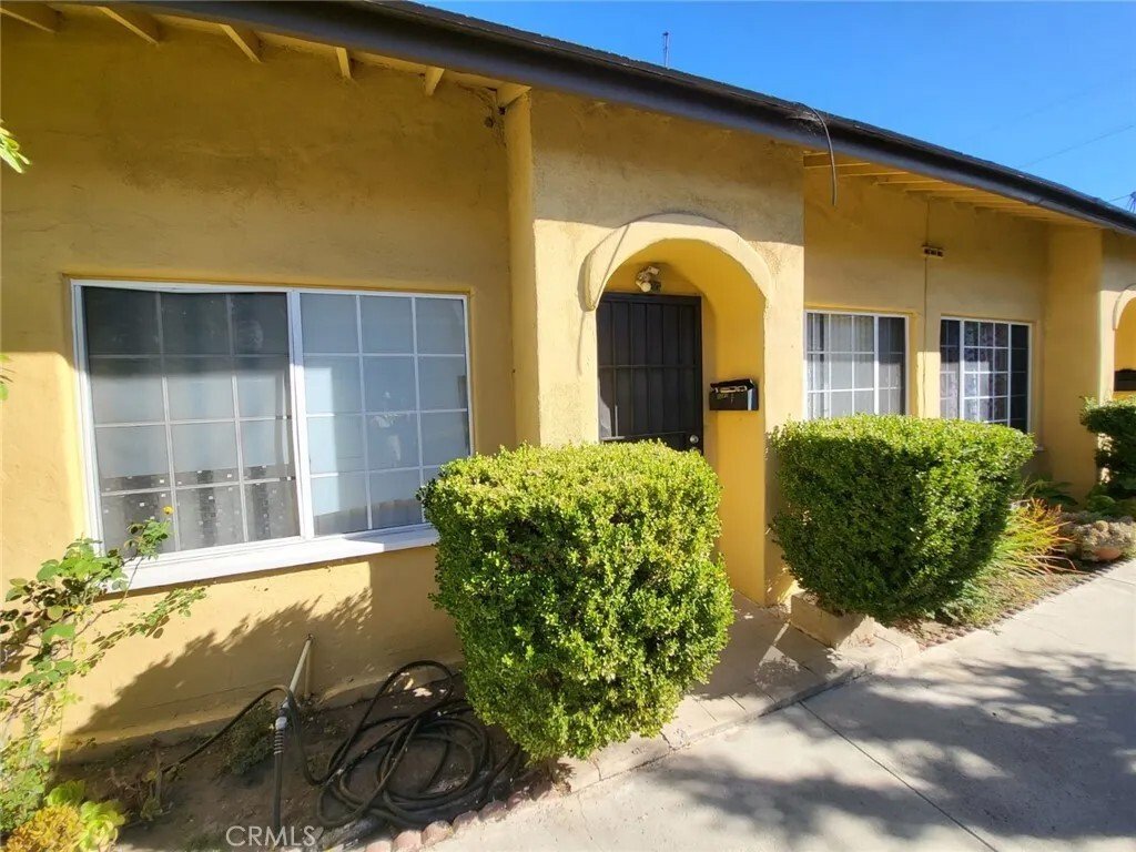 Los Angeles, California, United States 4 - 16522980