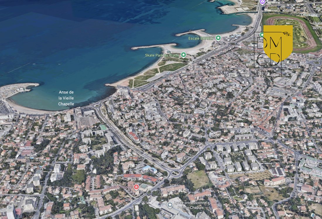 Apartment in Vieille Chapelle, 8e Arrondissement, Marseille 2 - 17149666