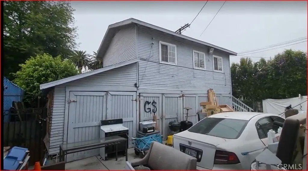 Los Angeles, California, United States 4 - 16522971