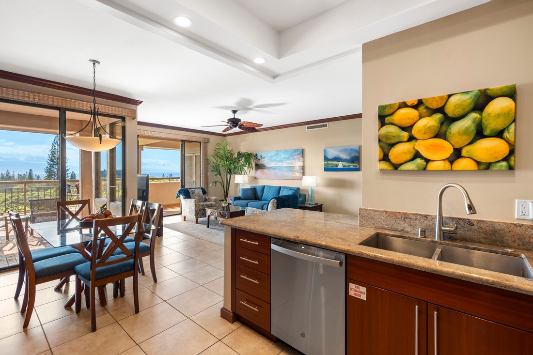 Condo in Lahaina, Hawaii, United States 2 - 16950354