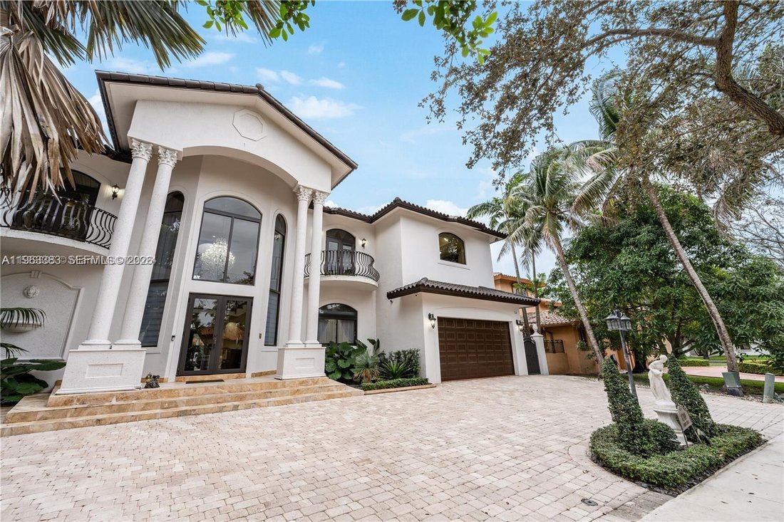 House in Hialeah, Florida, United States 5 - 17148815