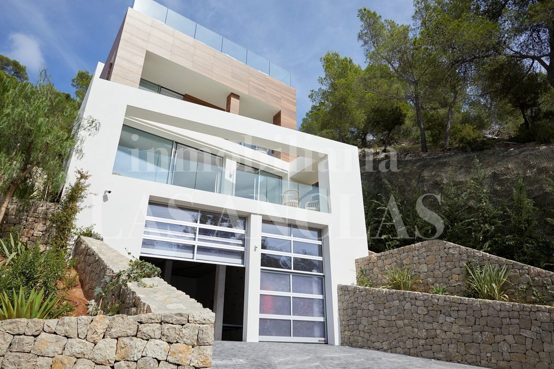 Villa in Santa Eularia des Riu, Balearic Islands, Spain 2 - 17149237