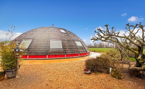 House in Haute Ville-Basse Ville, Chartres, France 1