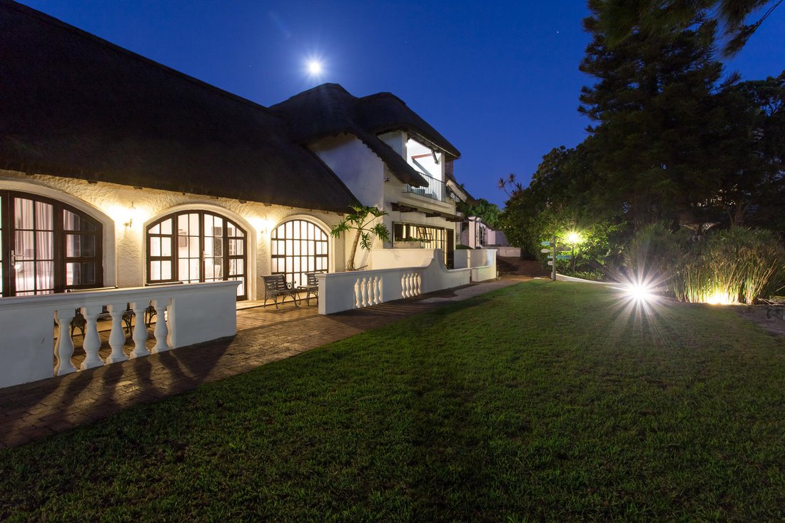 Villa in Overstrand Local Municipality, Western Cape, South Africa 1 - 17151927