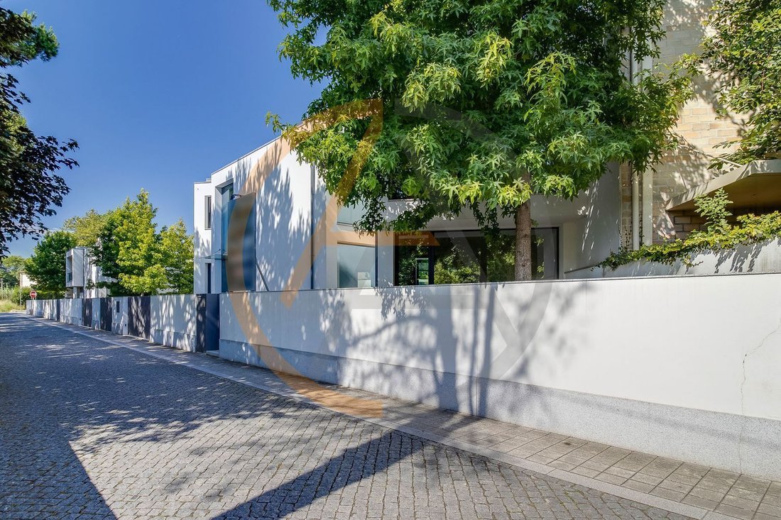 House in Cedofeita, Santo Ildefonso, Se, Miragaia, Sao Nicolau e Vitoria, Porto District, Portugal 2 - 17151176