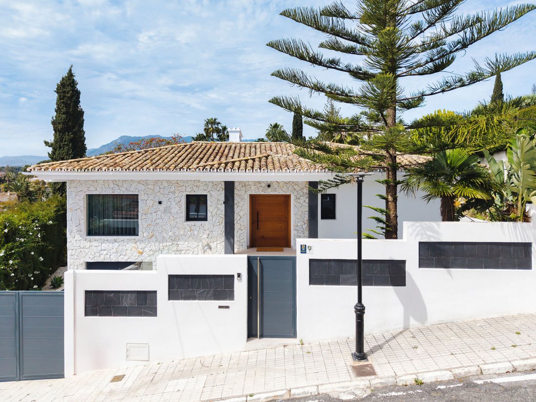 Villa in Elviria-Cabopino, Marbella, Spain 2 - 17151646