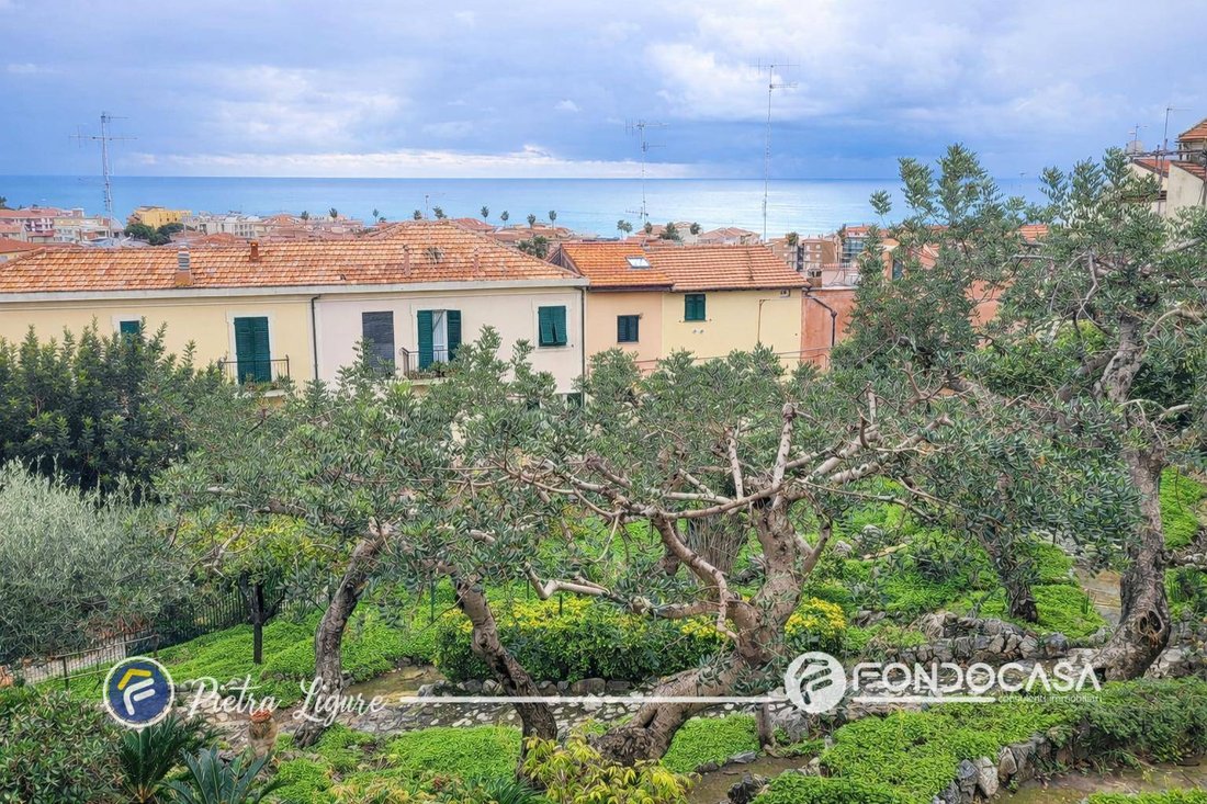Villa in Borgio Verezzi, Liguria, Italy 1 - 17131676