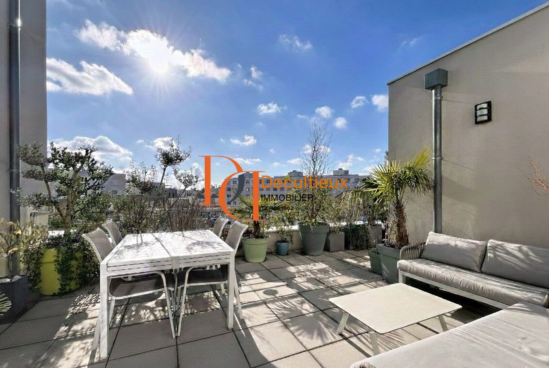 Apartment in Zola - Pressence, Villeurbanne, France 3 - 17150971