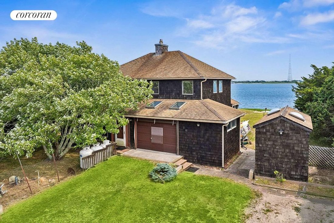 House in Greenport West, New York, United States 3 - 14492555