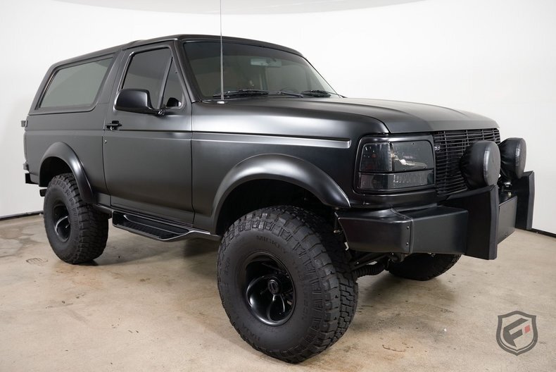 Pickup in Chatsworth, United States 1 - 17151716
