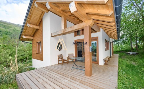 Chalet in Bourg-Saint-Maurice, Auvergne-Rhône-Alpes, France 1