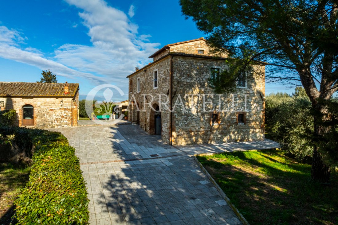 Country House in Asciano, Tuscany, Italy 2 - 17151517