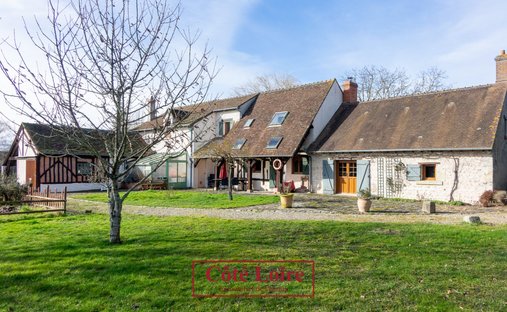House in Chanteau, Centre-Val de Loire, France 1