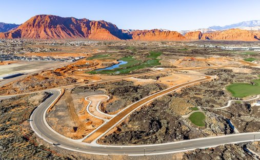 Land in Santa Clara, Utah, United States 1