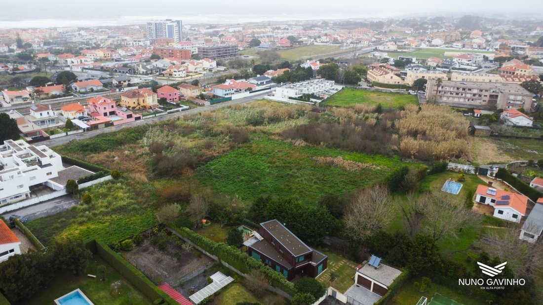 Land in Mafamude e Vilar do Paraiso, Porto District, Portugal 4 - 17151783