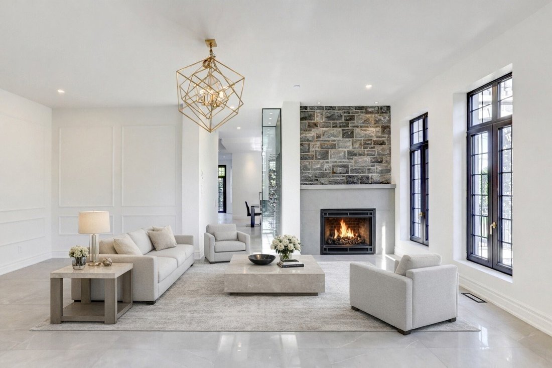 House in Montréal, Quebec, Canada 4 - 17150866