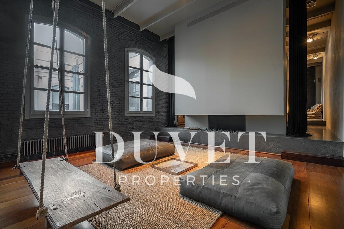 Appartement à Eixample, Barcelone, Espagne 1 - 17151373