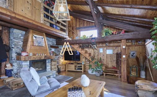Chalet in Bourg-Saint-Maurice, Auvergne-Rhône-Alpes, France 1