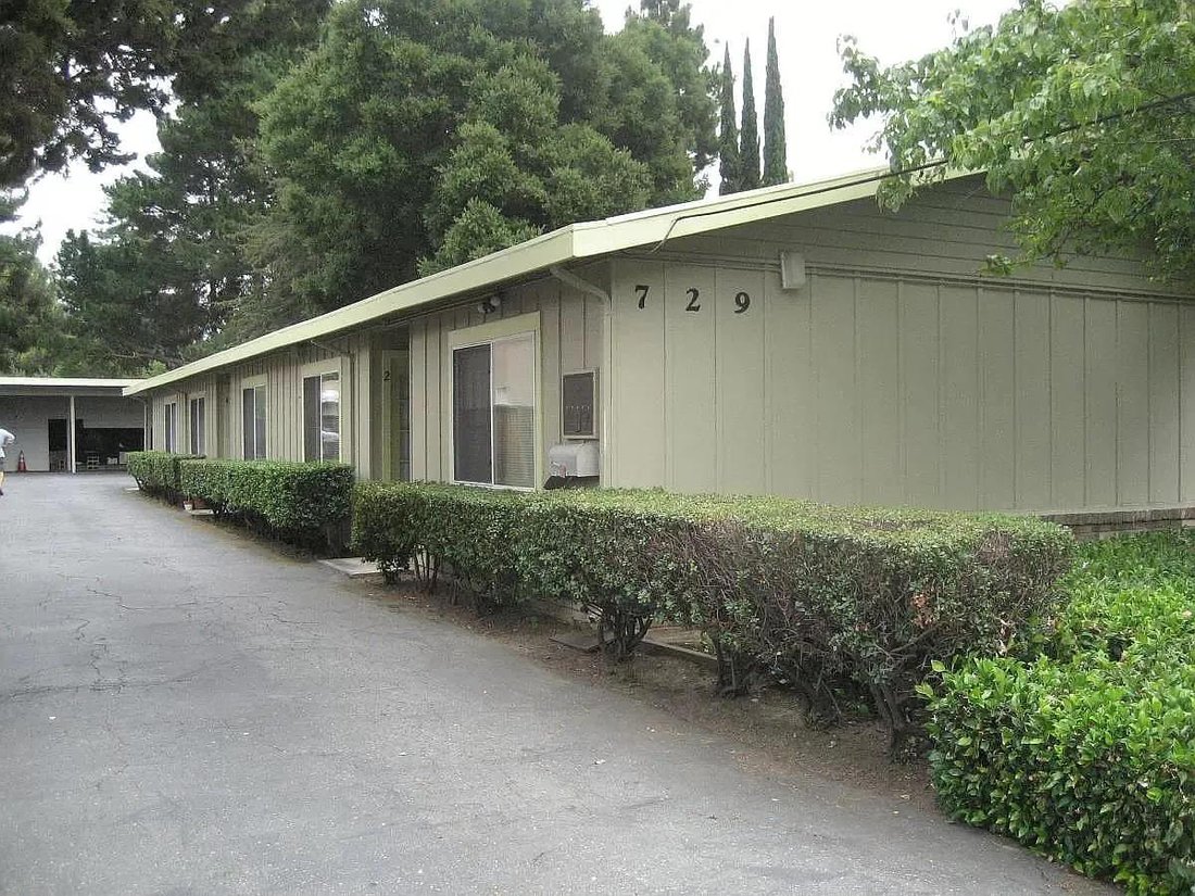 Mountain View, California, United States 1 - 17151467