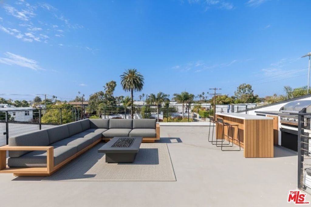 House in Los Angeles, California, United States 2 - 17151579