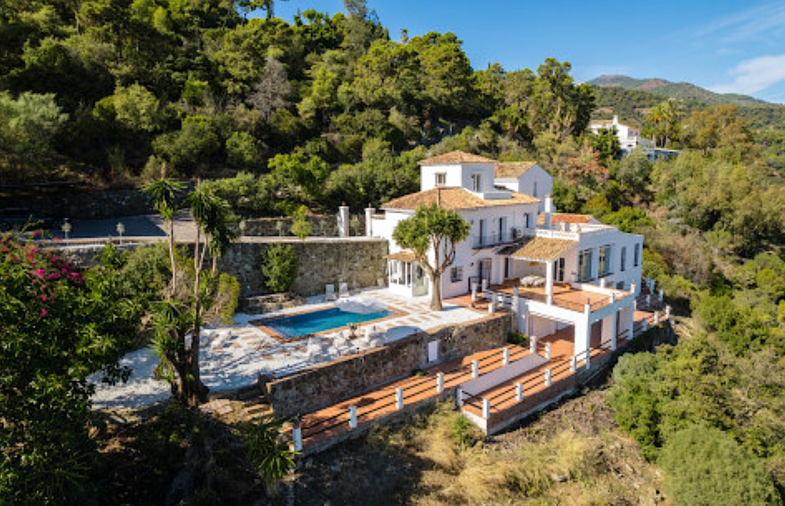 Villa in El Madroñal, Benahavis, Spain 2 - 17151541