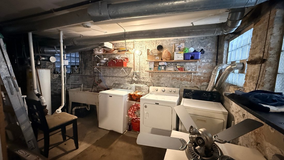 Chicago, Illinois, United States 5 - 17151337